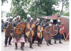 Клуб Исторической Реконструкции Берлога