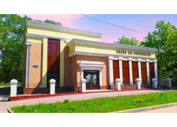 Театр на Счастливой